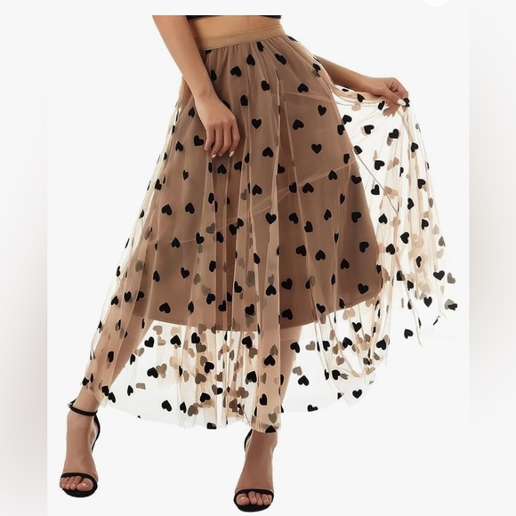 ❤️ Valentine Cute Heart Skirt 😍 - Picture 10 of 14